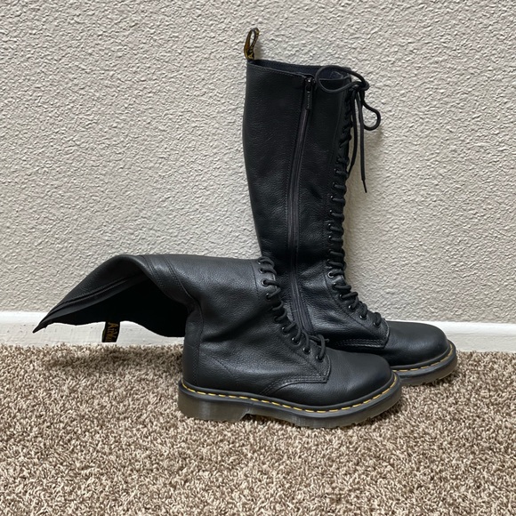 1B99 VIRGINIA LEATHER MID CALF BOOTS - Picture 2 of 3